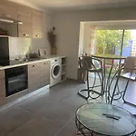 Laurier House With Jacuzzi بيت للعطل Saint-Just (Herault)